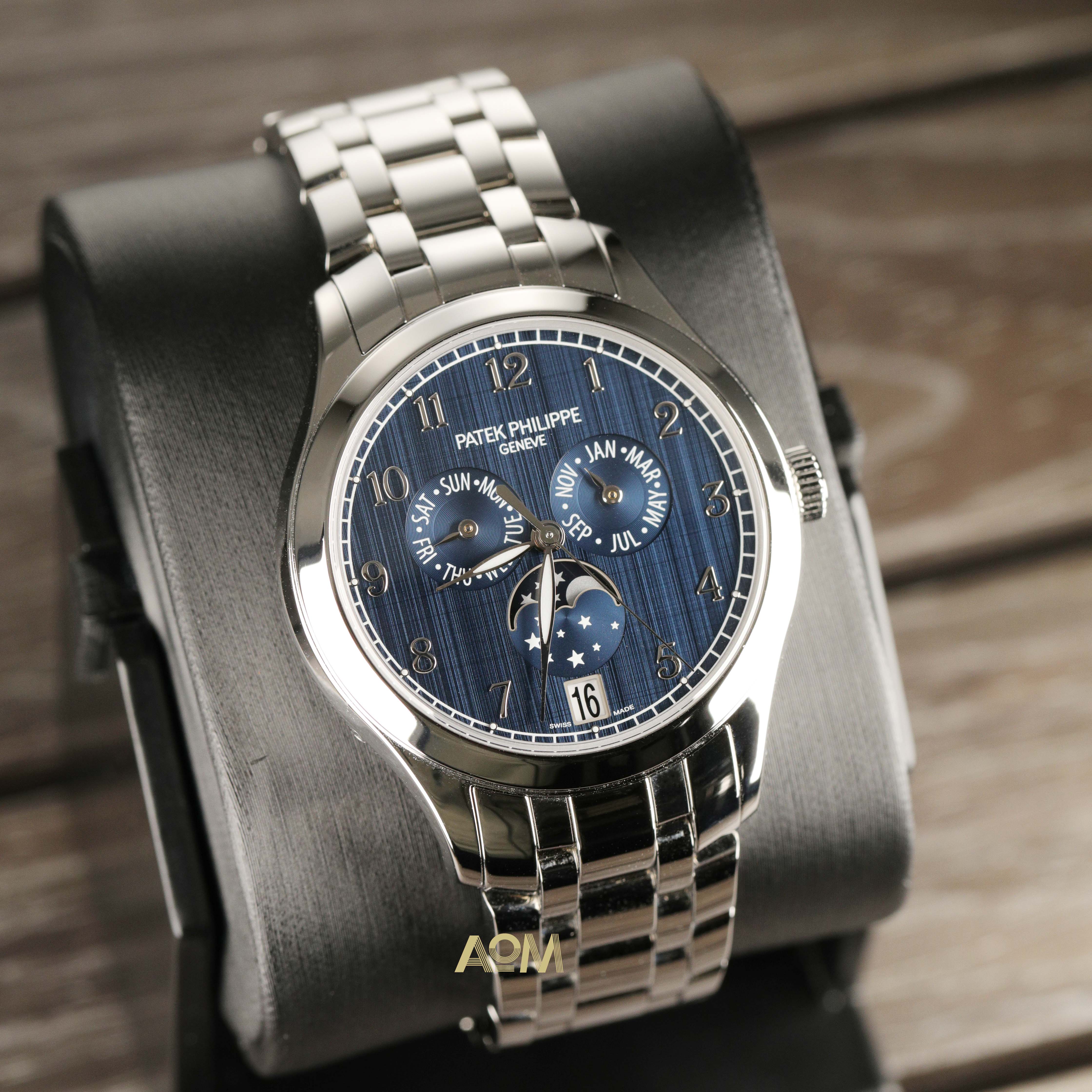 4947/1A-001 - AOM Luxury Watch