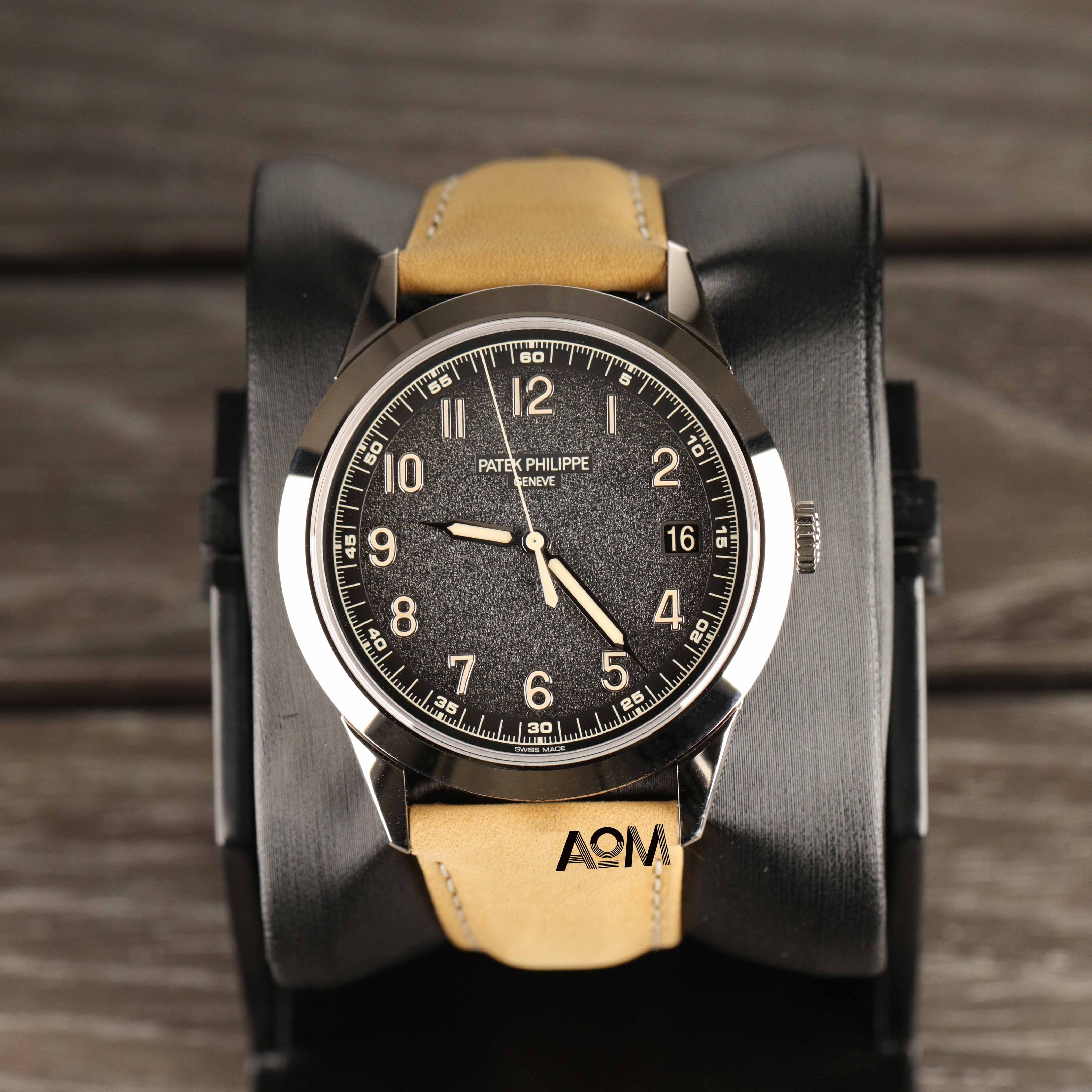 5226G-001 - AOM Luxury Watch