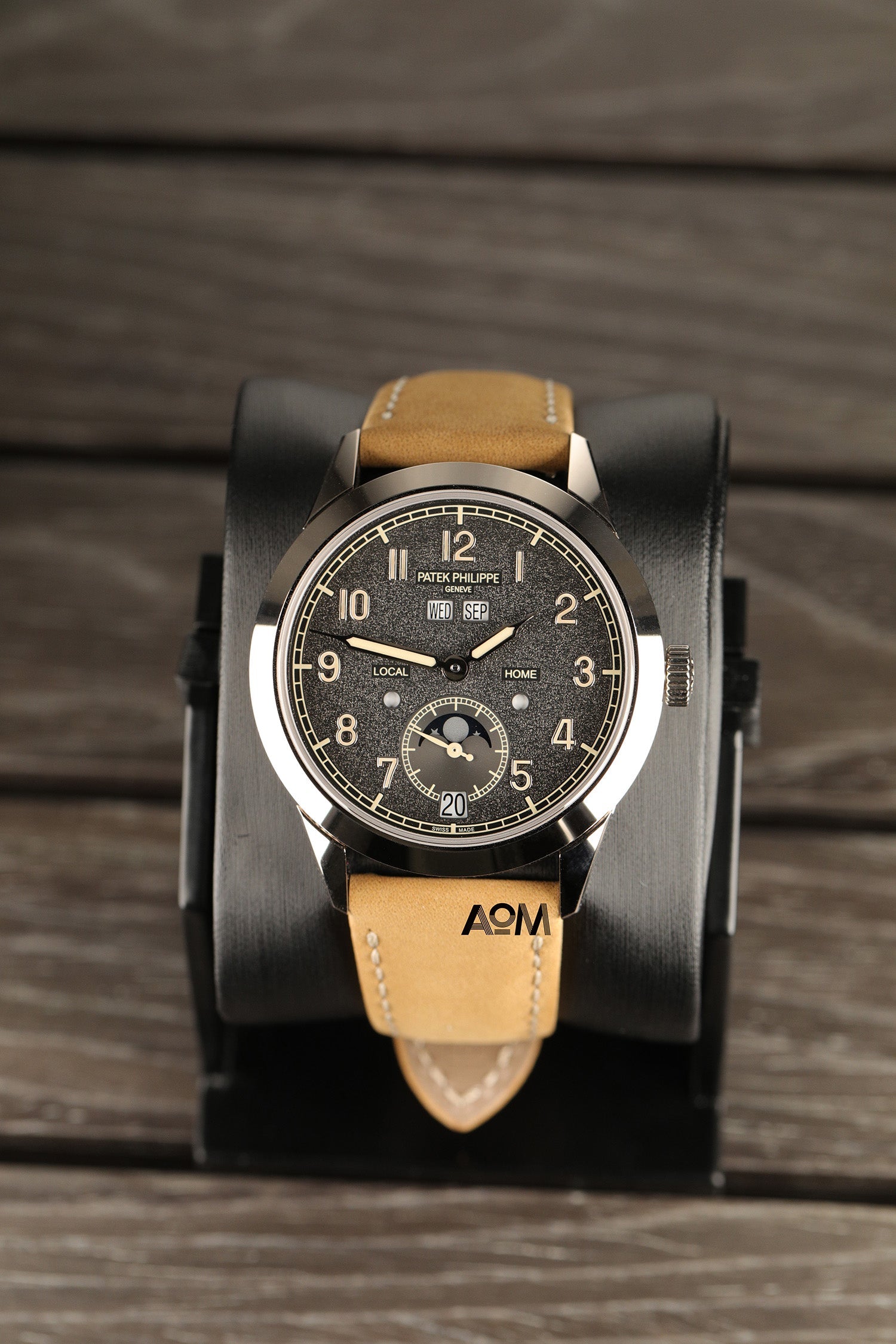 5326G - 001 - AOM Luxury Watch