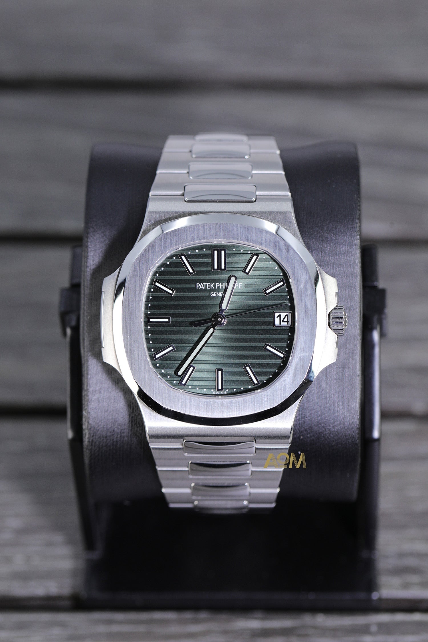 5711/1A - 014 - AOM Luxury Watch