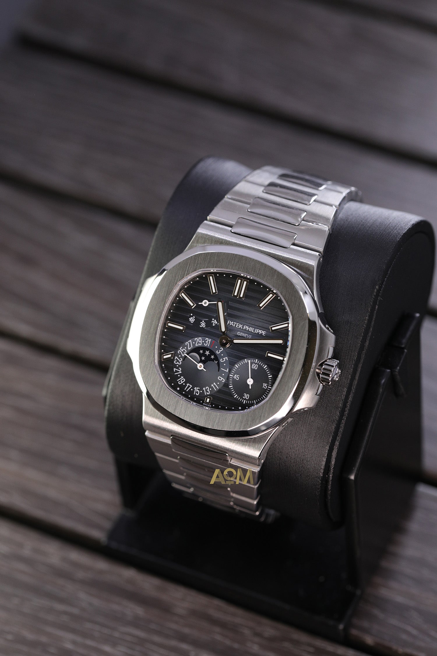 5712/1A - AOM Luxury Watch