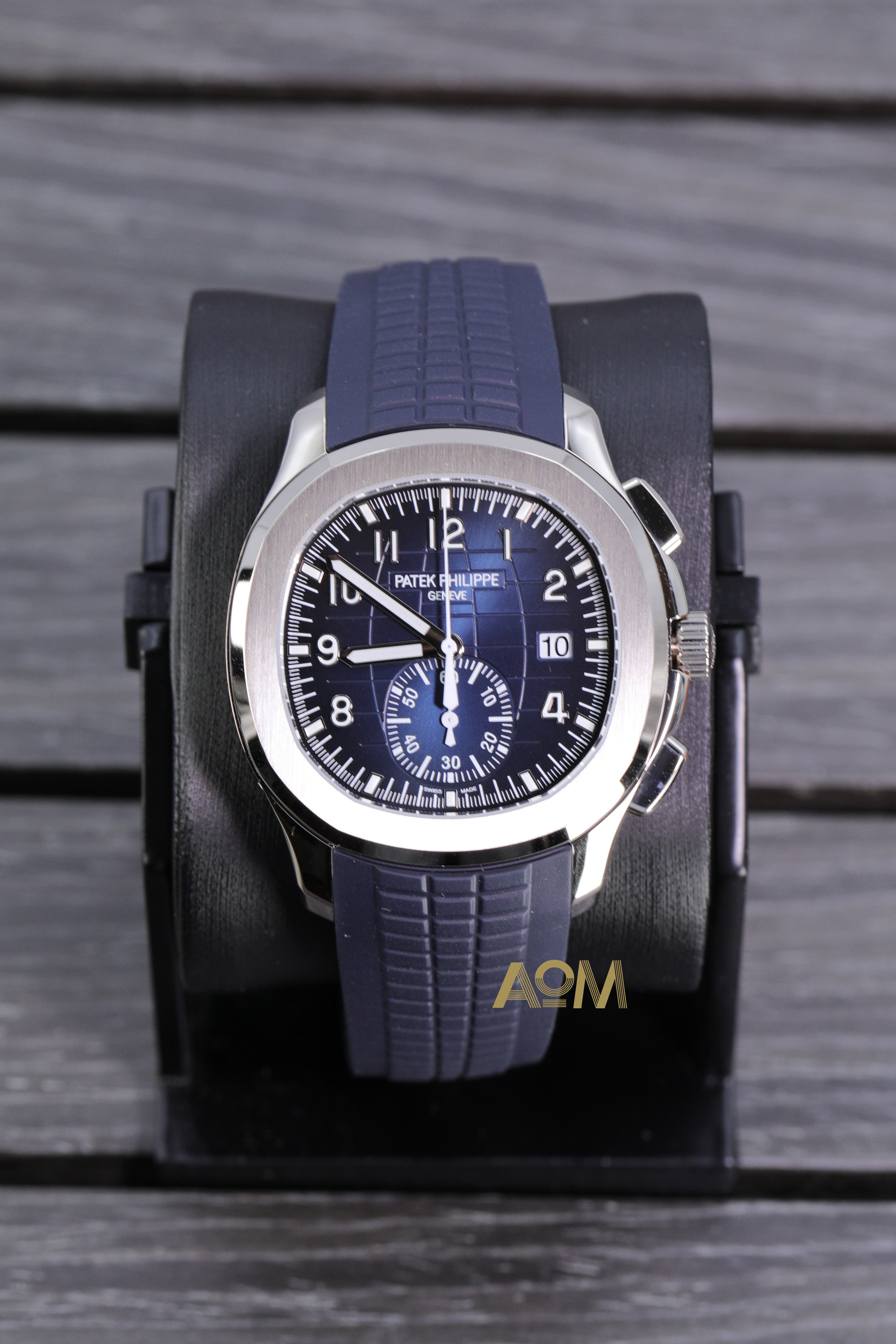5968G-001 - AOM Luxury Watch