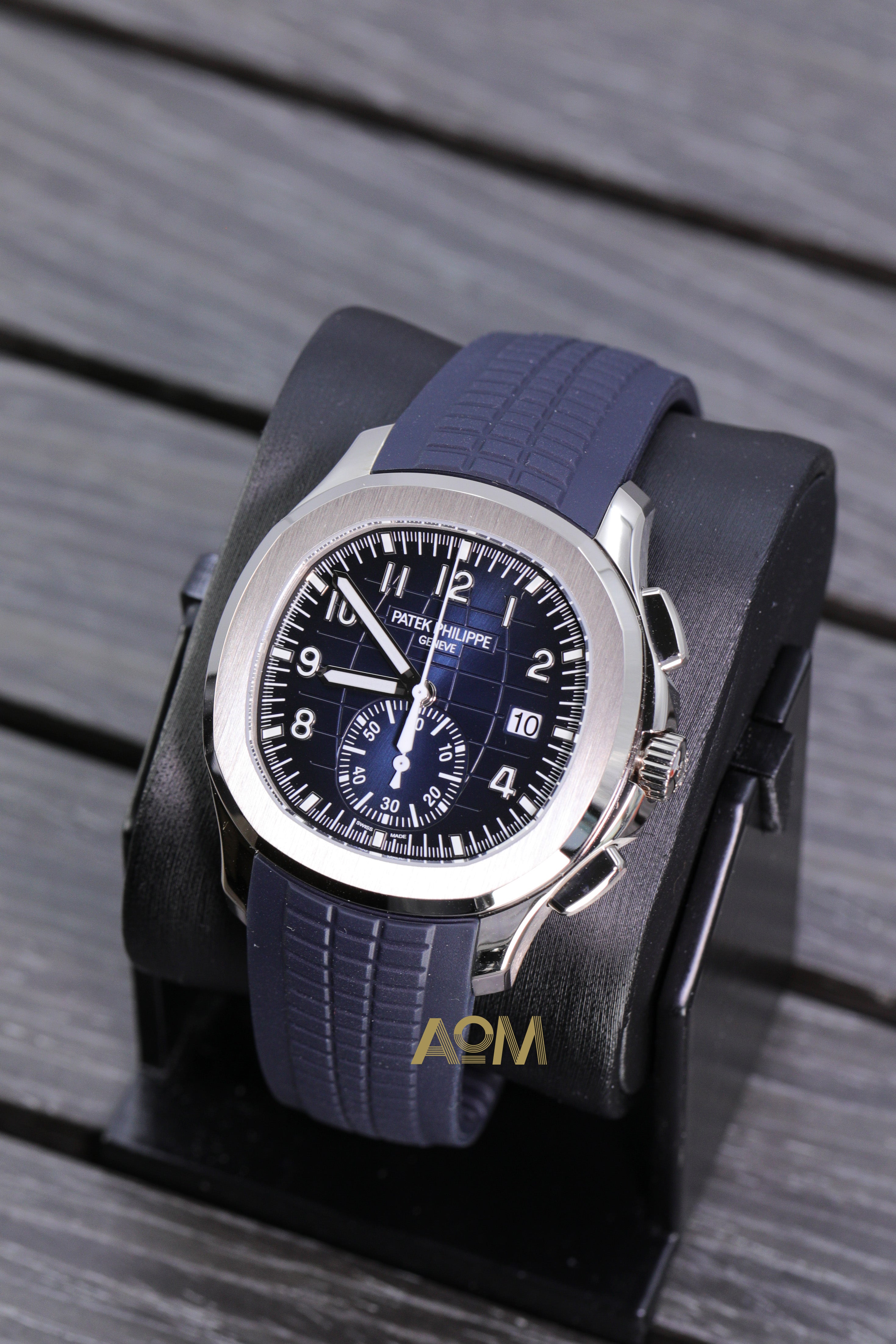 5968G-001 - AOM Luxury Watch