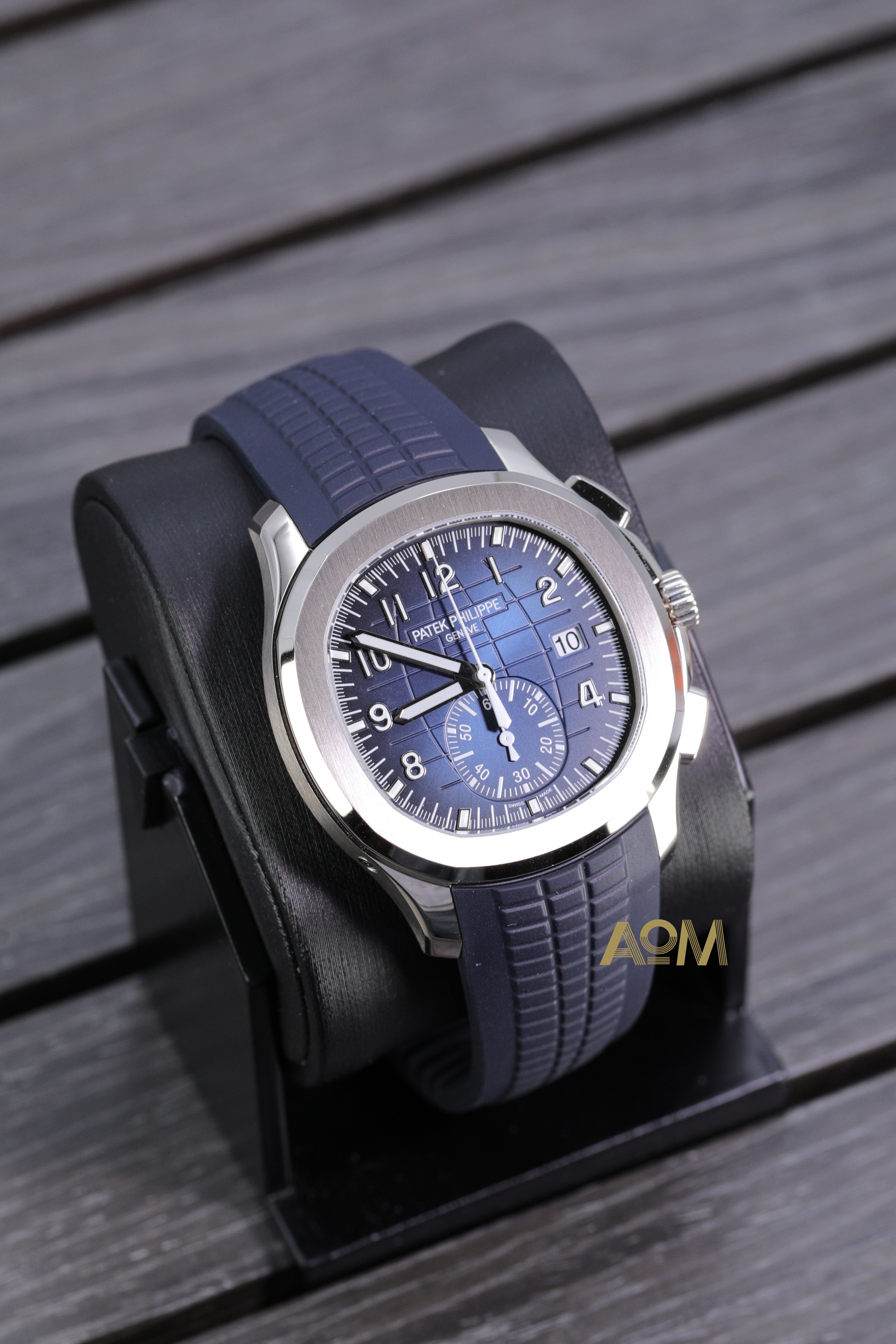 5968G-001 - AOM Luxury Watch