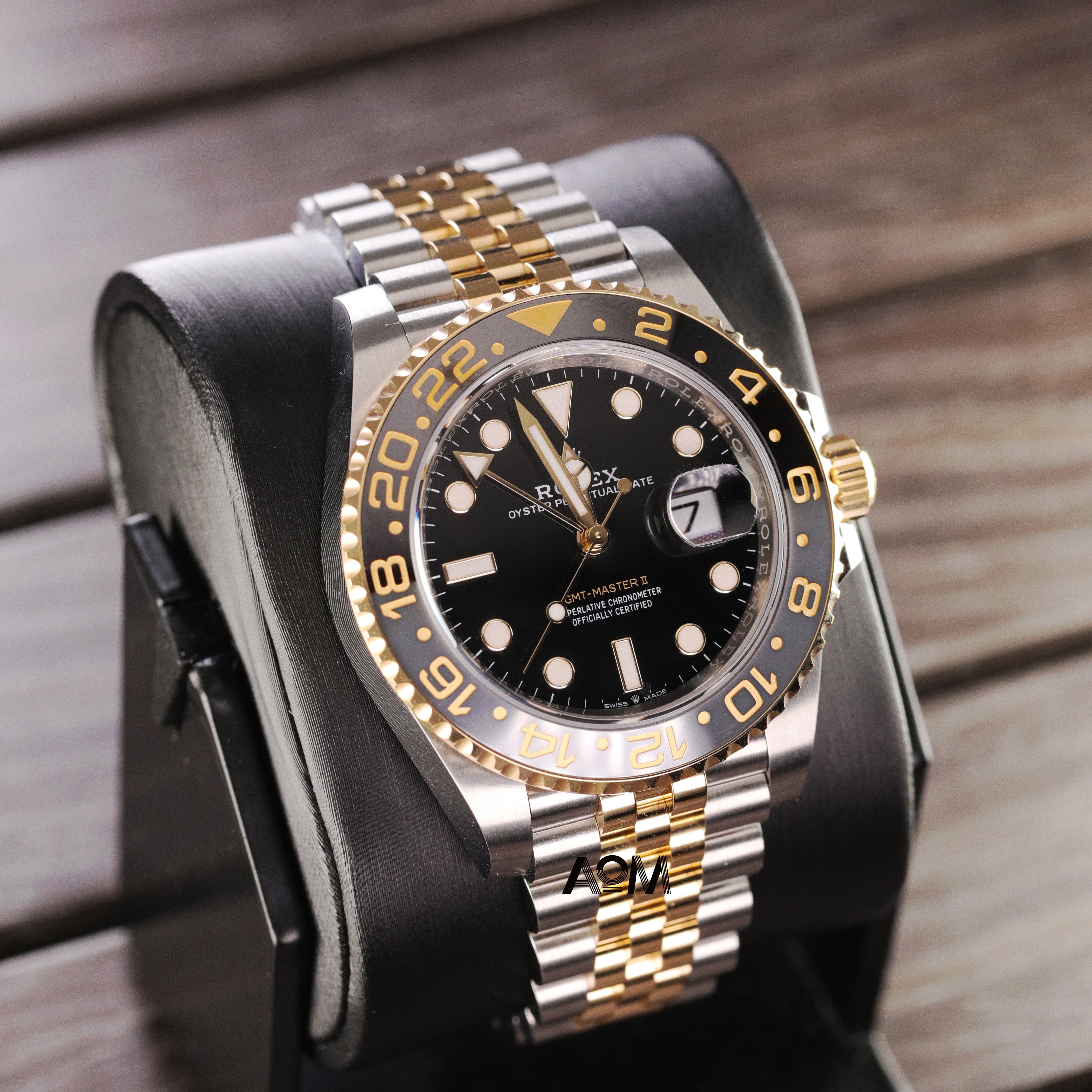 126713GRNR-0001 - AOM Luxury Watch
