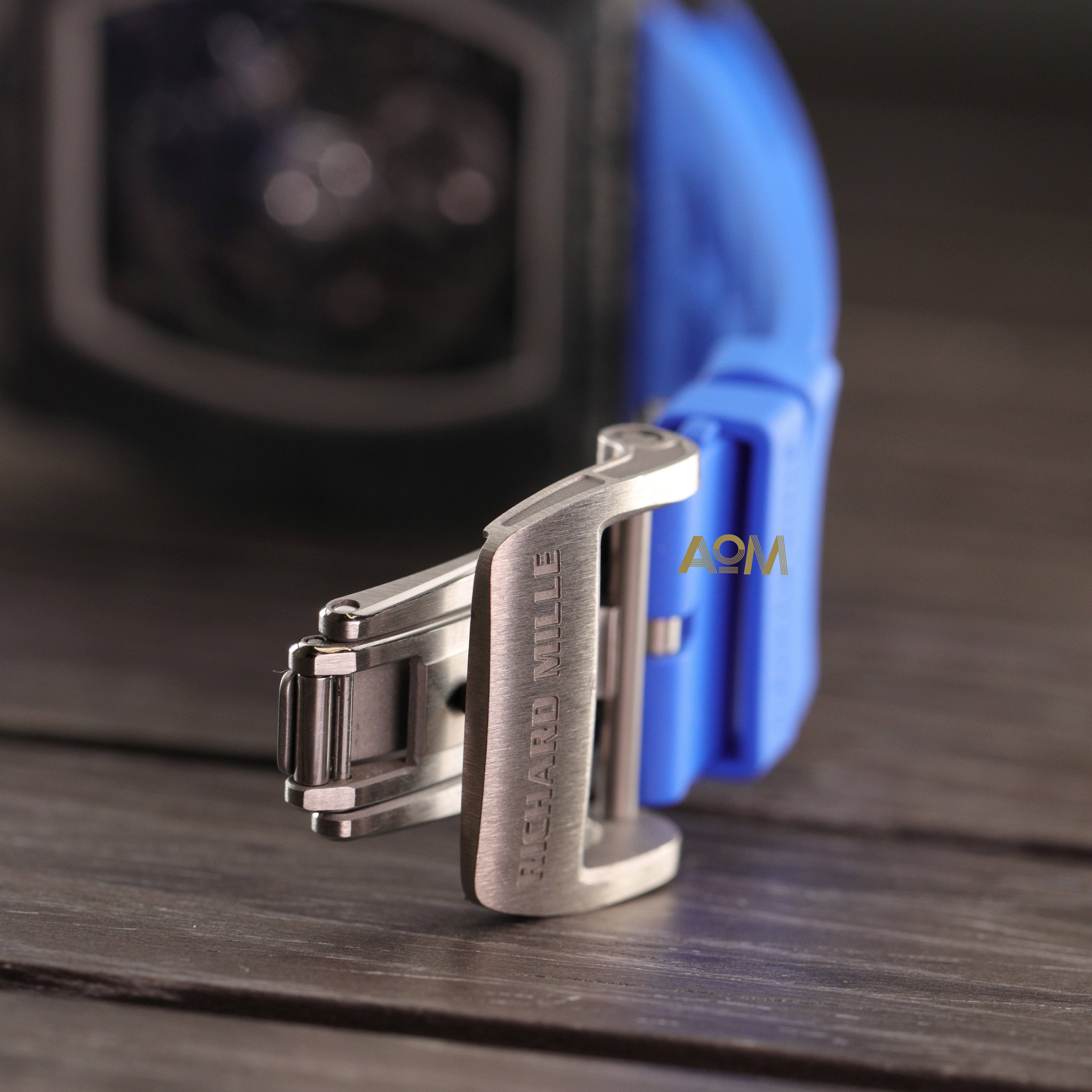 RM11-04 로베르토 만치니 - AOM Luxury Watch