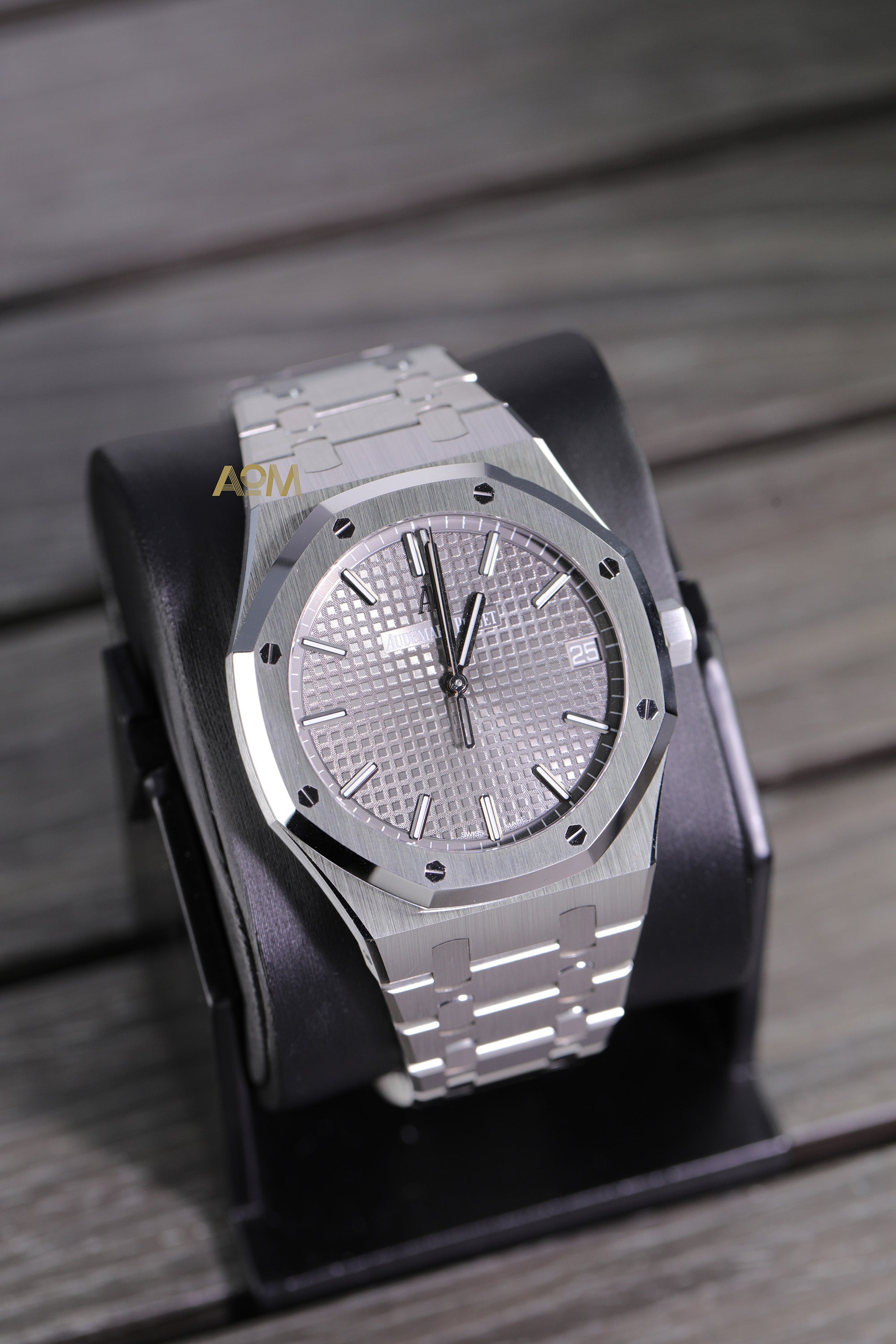 15500ST.OO.1220ST.02 - AOM Luxury Watch