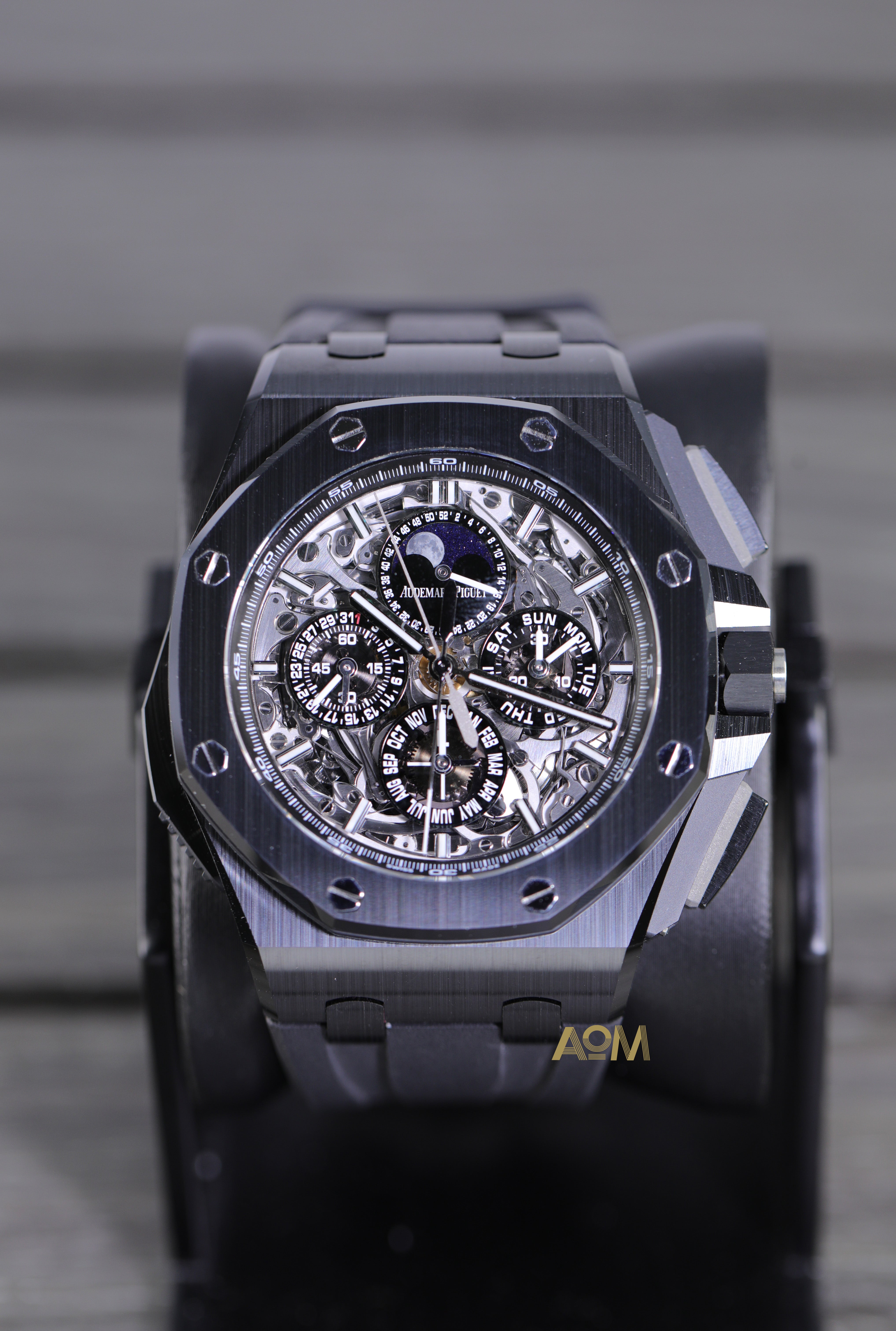 26582CE.OO.A002CA.01 - AOM Luxury Watch