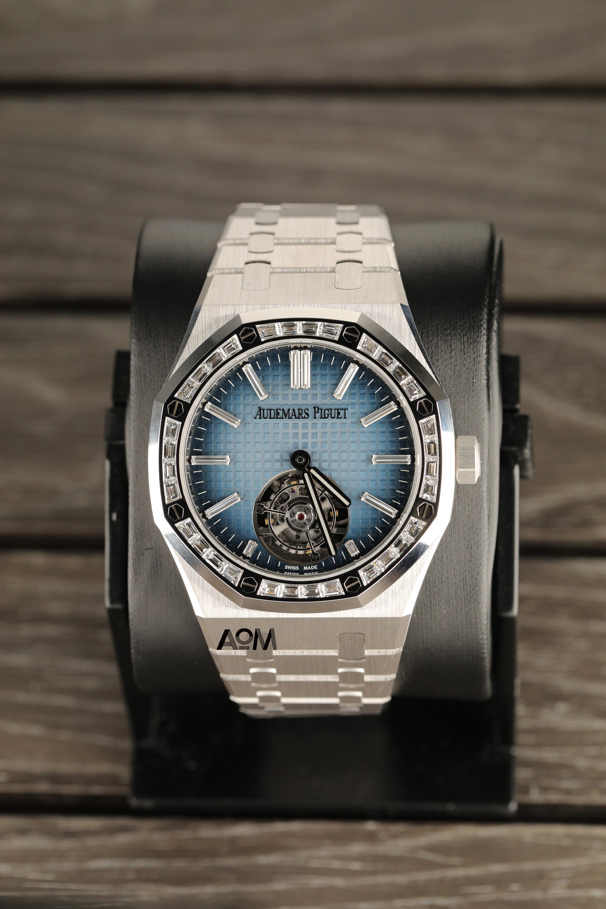 26730BC.ZZ.1320BC.02 - AOM Luxury Watch